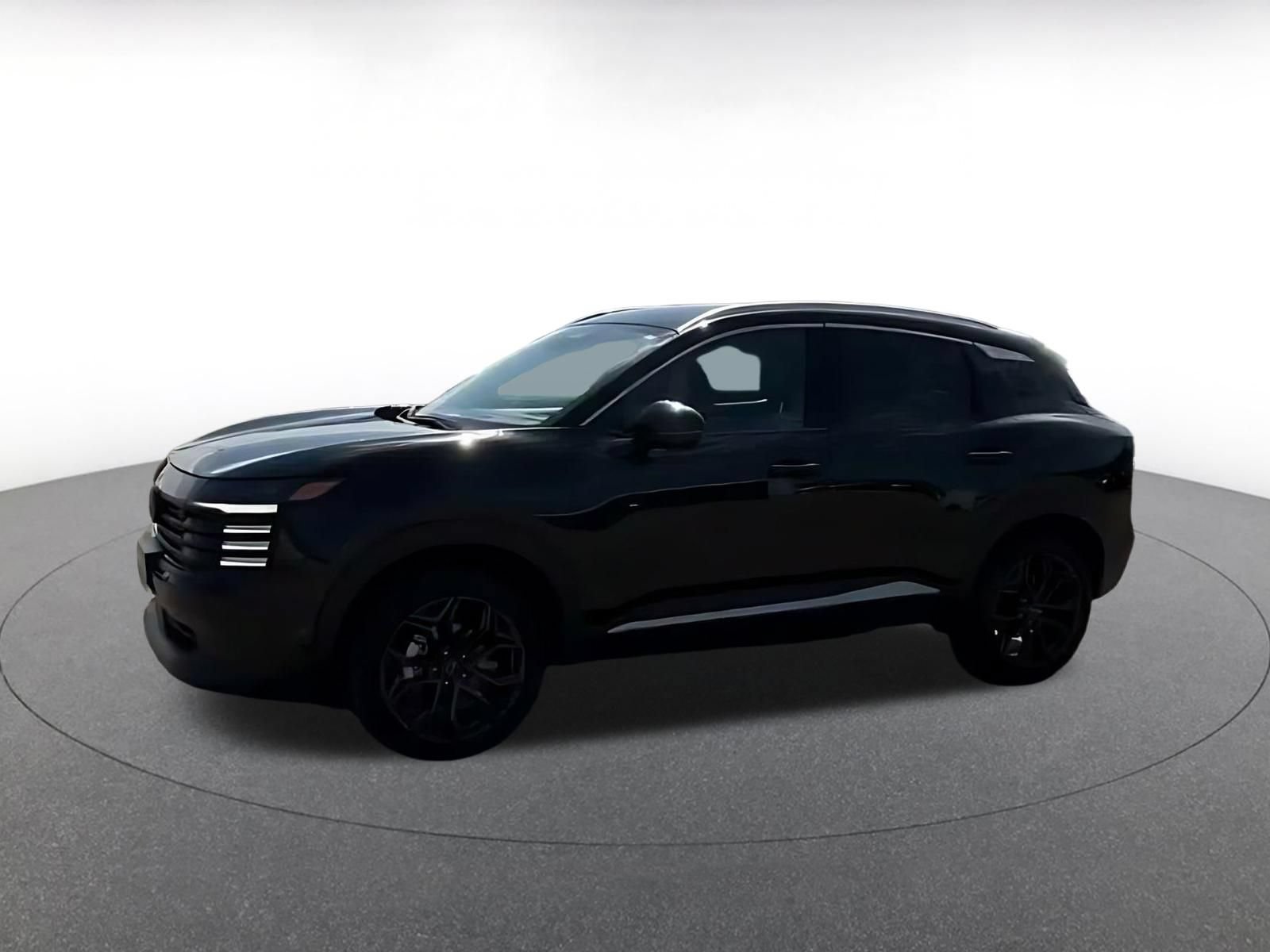 Used 2026 Nissan Kicks SR FWD image 7