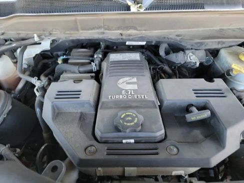 Used 2020 RAM 3500 Tradesman RWD image 12