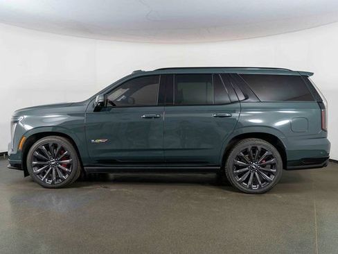 Used 2025 Cadillac Escalade V w/ LPO, Floor Liner Package image 5