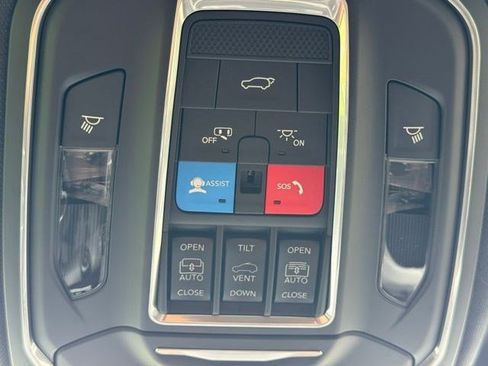 New 2026 Jeep Grand Wagoneer Limited AWD/4WD image 29