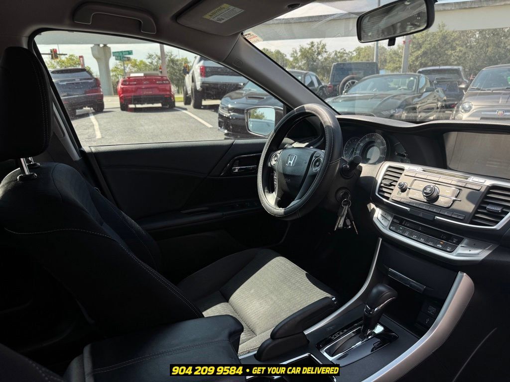 Used 2015 Honda Accord Sport image 40