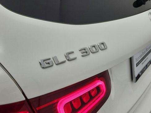 Certified 2022 Mercedes-Benz GLC 300 image 24
