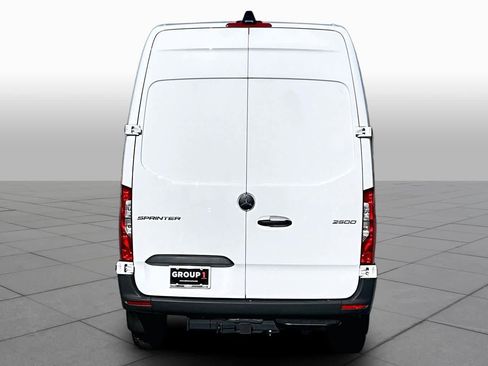New 2025 Mercedes-Benz Sprinter 2500 image 4