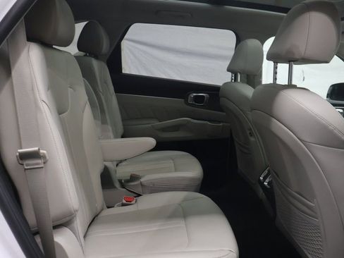 Used 2021 Kia Sorento SX image 13