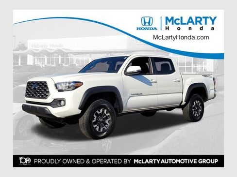 Used 2023 Toyota Tacoma TRD Off-Road image 1
