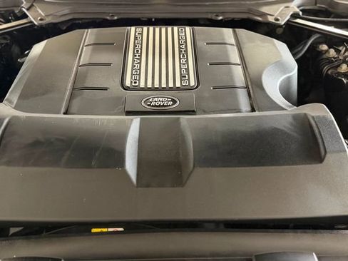 Used 2016 Land Rover Range Rover Sport SE image 35