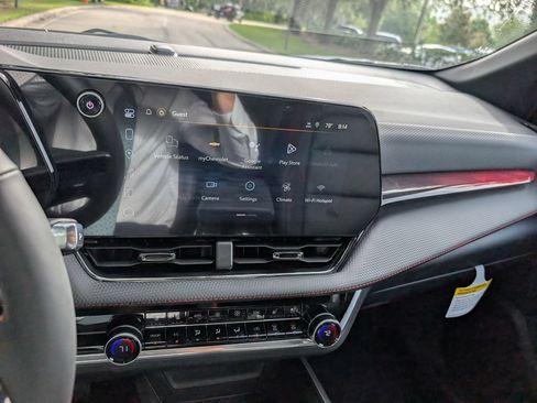 New 2026 Chevrolet Equinox RS w/ Convenience Package III FWD image 25