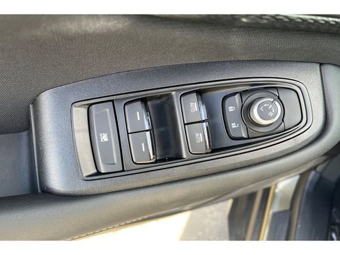 Certified 2025 Subaru Outback Premium AWD/4WD image 12