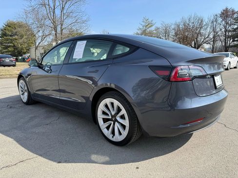 Used 2023 Tesla Model 3 Standard Range image 7