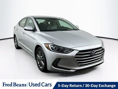 Used 2017 Hyundai Elantra SE w/ SE A/T Tech Package 03