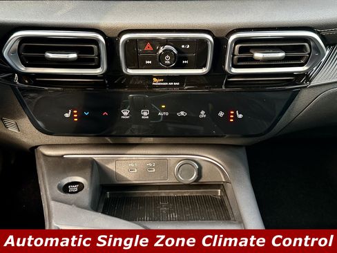 New 2026 Nissan Sentra SV w/ SV Convenience Package FWD image 9