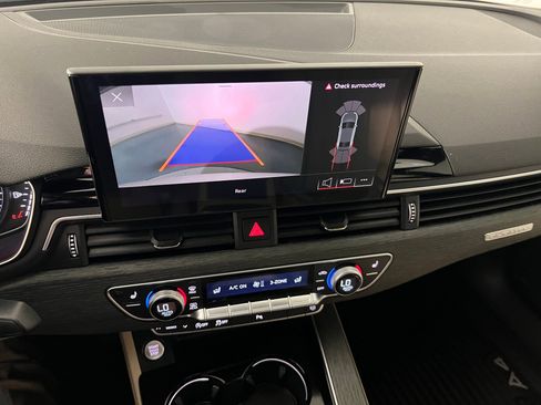 Used 2023 Audi A4 2.0T Premium image 29