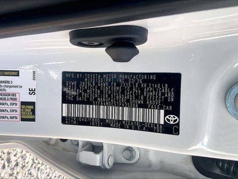Used 2026 Toyota Corolla LE FWD image 34