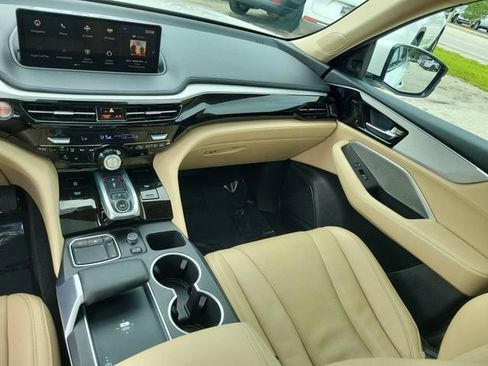Used 2023 Acura MDX SH-AWD w/ Technology Package image 19
