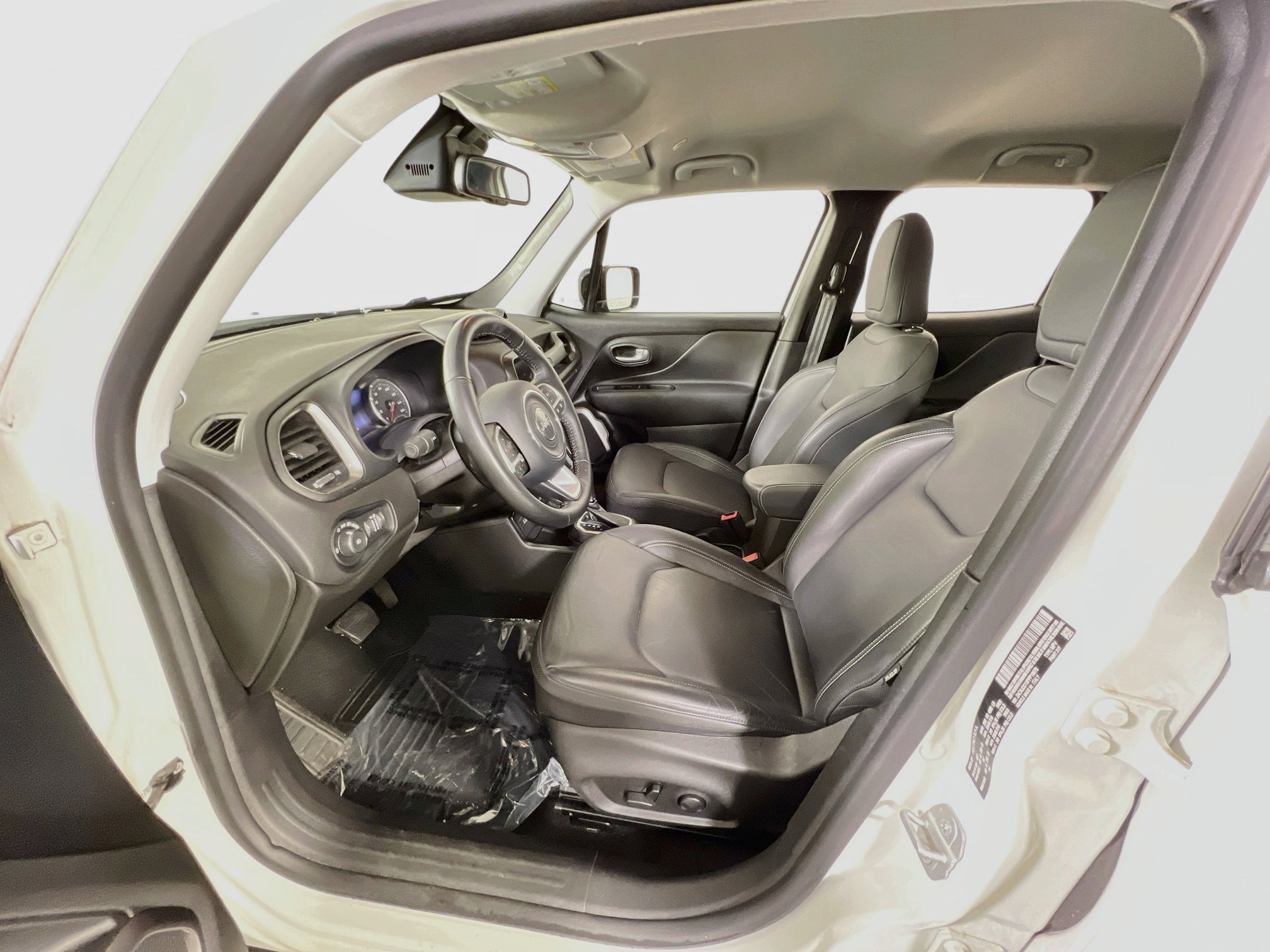 Used 2023 Jeep Renegade Limited AWD/4WD image 21