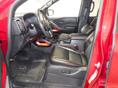 Used 2024 Nissan Frontier PRO-4X w/ Pro Premium Package AWD/4WD image 8