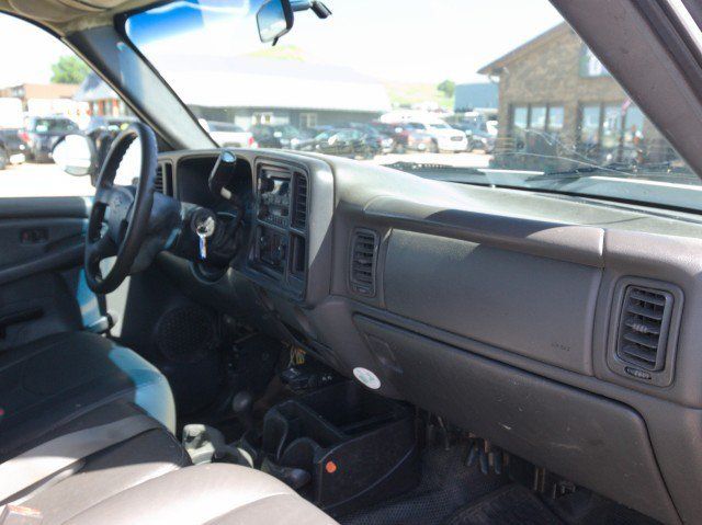 Used 2006 Chevrolet Silverado 3500 4x4 Crew Cab w/ Heavy-Duty Power Package image 32