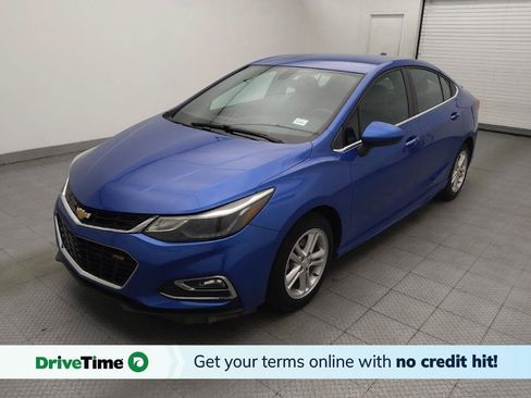 Used 2017 Chevrolet Cruze LT w/ Convenience Package FWD image 1