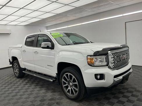 Used 2018 GMC Canyon Denali image 3