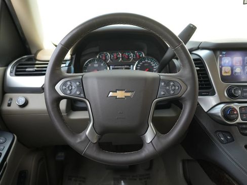 Used 2018 Chevrolet Suburban LT w/ LT Signature Package RWD image 49