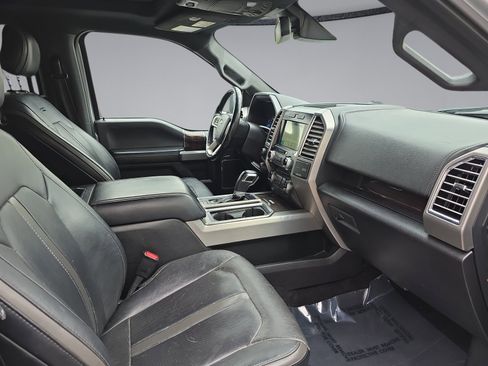 Used 2016 Ford F150 Platinum w/ Technology Package AWD/4WD image 35