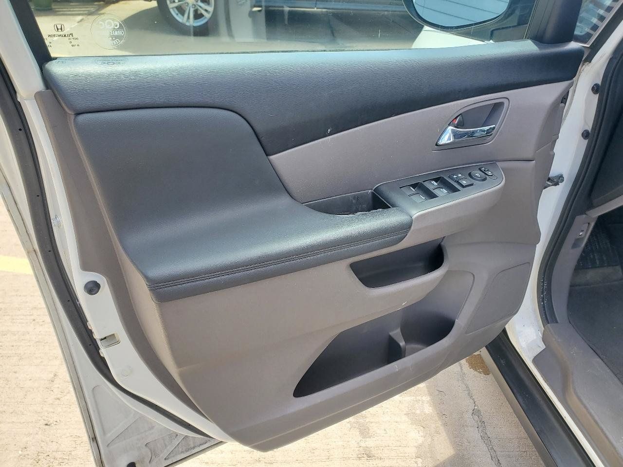 Used 2014 Honda Odyssey EX-L image 17