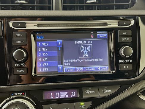 Used 2015 Toyota Prius C Two image 19