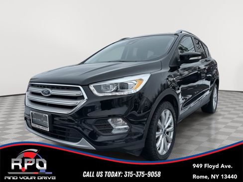 Used 2018 Ford Escape Titanium w/ Ford Safe & Smart Package image 1