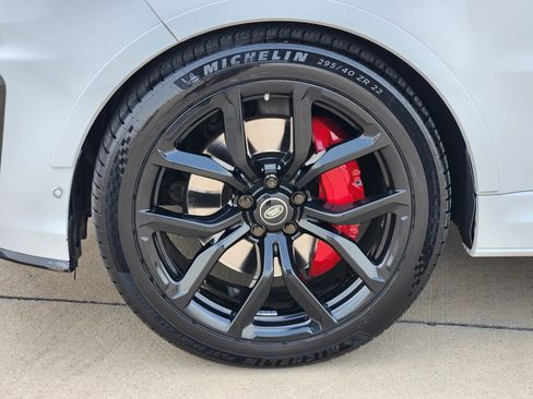 Used 2019 Land Rover Range Rover Sport SVR image 9