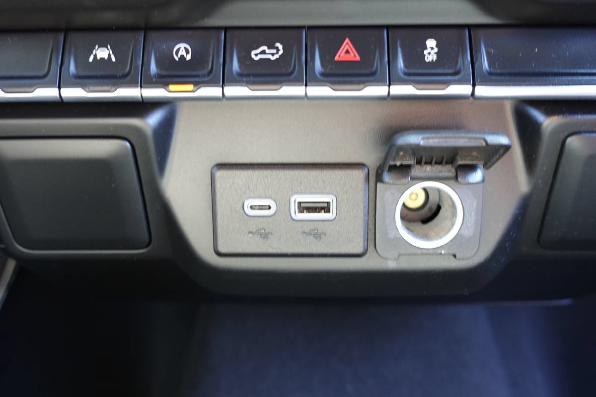 Used 2023 GMC Sierra 1500 Pro w/ Pro Value Package AWD/4WD image 53