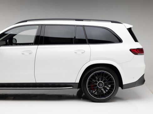 Used 2023 Mercedes-Benz GLS 63 AMG 4MATIC image 17