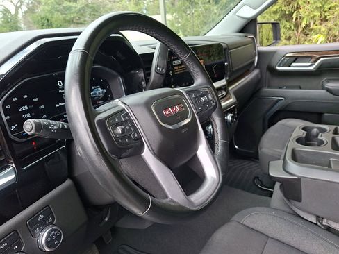 Used 2023 GMC Sierra 1500 Elevation image 25
