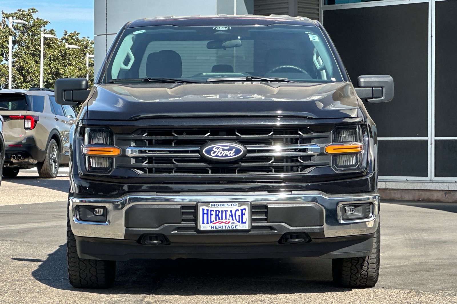 Used 2025 Ford F150 XLT w/ Equipment Group 301A Standard AWD/4WD image 9