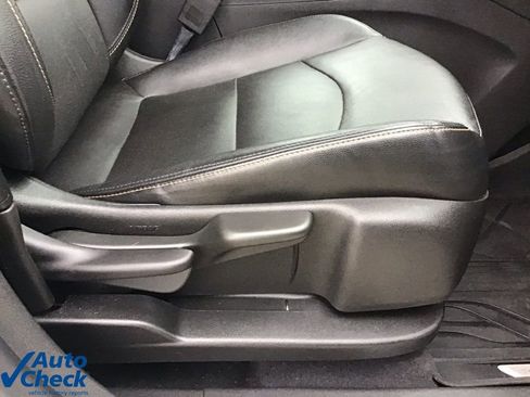 Used 2021 Chevrolet Equinox Premier w/ LPO, Floor Liner Package image 21