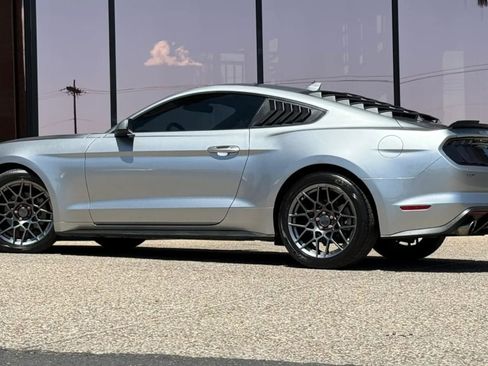Used 2021 Ford Mustang Coupe RWD image 6