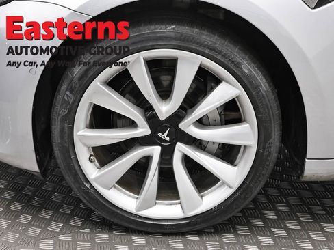 Used 2018 Tesla Model 3 Mid Range RWD image 26