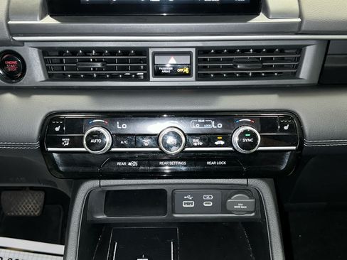 Used 2023 Honda Pilot EX-L image 28