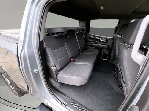 Used 2023 Chevrolet Silverado 1500 LT AWD/4WD image 28