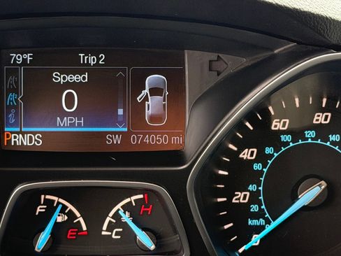 Used 2015 Ford Escape Titanium w/ Equipment Group 301A AWD/4WD image 22
