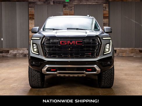 Used 2025 GMC Yukon AT4 Ultimate image 4