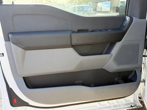 New 2023 Ford F250 XL w/ XL Chrome Package image 16