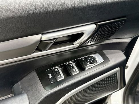 Used 2020 Kia Telluride S w/ S 8 Passenger Seating Package image 17