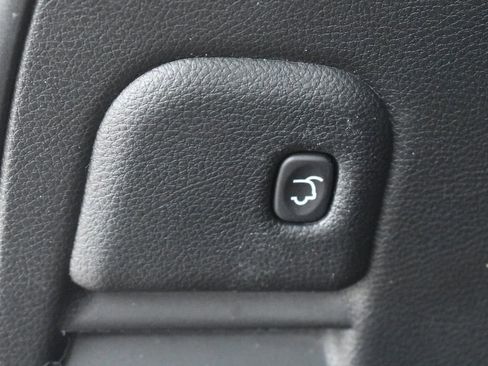 Used 2022 Jeep Grand Cherokee Laredo X AWD/4WD image 21