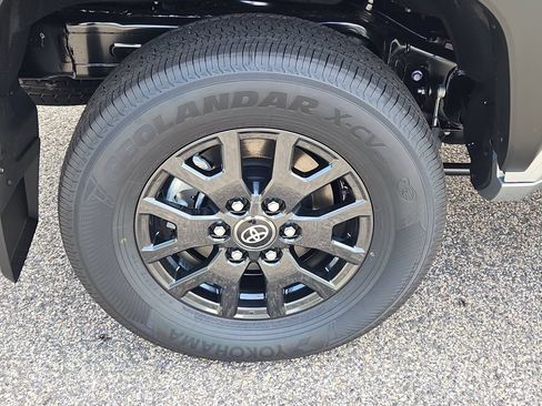 New 2026 Toyota 4Runner 2WD image 17