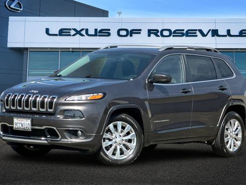 Used 2018 Jeep Cherokee Overland image 1