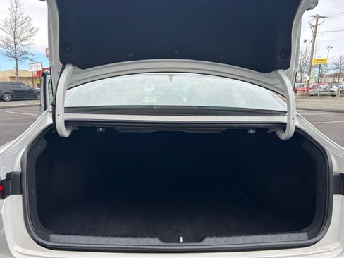 Used 2025 Kia K4 FWD image 27