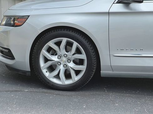 Used 2017 Chevrolet Impala Premier FWD image 17