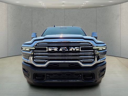 New 2026 RAM 2500 Laramie AWD/4WD image 2