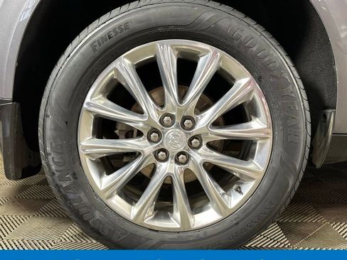 Used 2019 Buick Enclave Premium w/ Experience Buick Package image 12