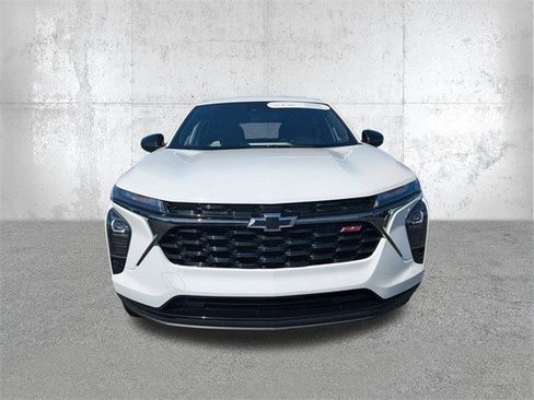 Certified 2025 Chevrolet Trax RS image 11